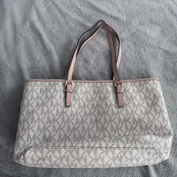 Michael Kors Monogrammed Gray and Cream Tote - Picture 3 of 8
